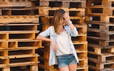 Jak zrobić komodę z palet w domowym warsztacie?