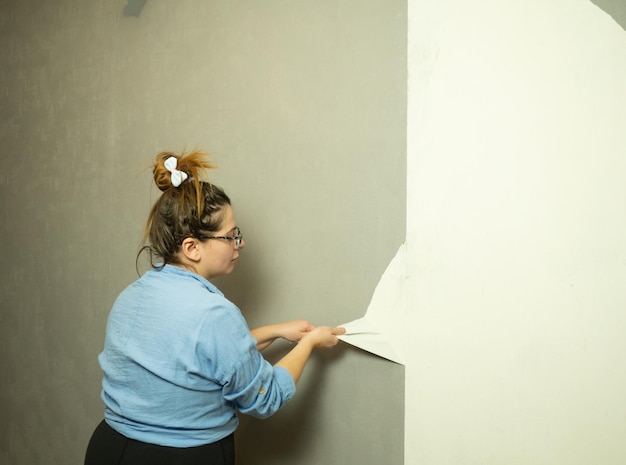 Jak zrobić obicie na ścianę i odmienić wygląd wnętrza?