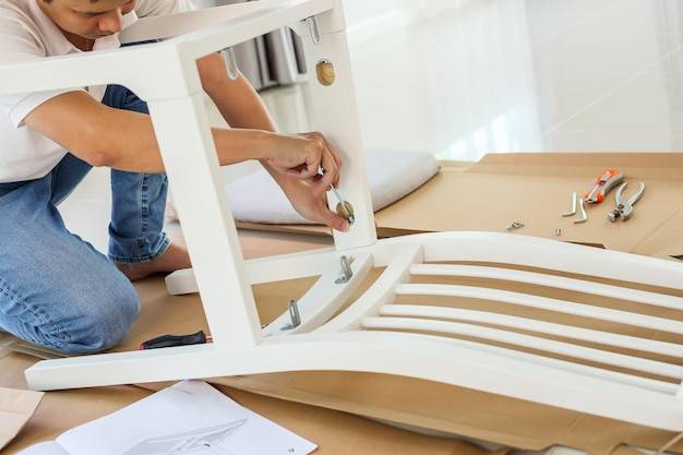 Jak zrobic obicie do lozka i odświeżyć wygląd sypialni?