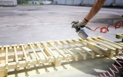 Jak przygotować palety do malowania, by uzyskać trwały efekt?